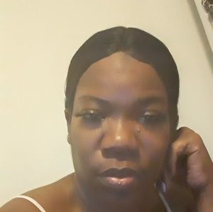 Meet your Posher, Lanisha